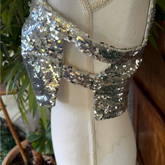 Win Win Sequin Formal Spaghetti Tank Tops silver size medium excellent condition - Picture 9 of 15